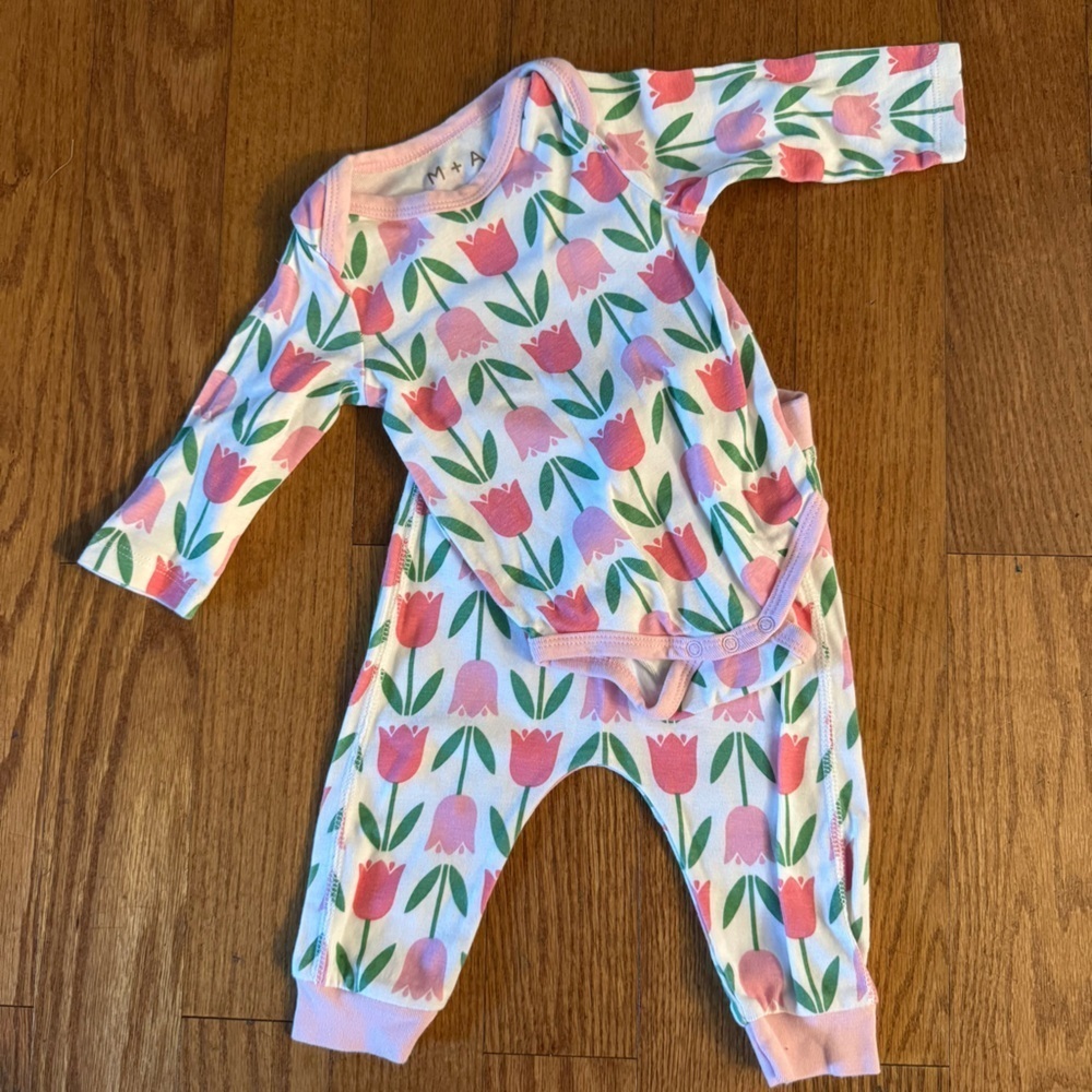 Monica + Andy Pink Floral Baby Outfit Girls Size 3-6M
